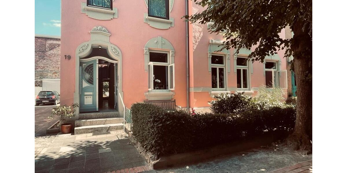 Charmante, zentral gelegene Eigentumswohnung 3 zimmer