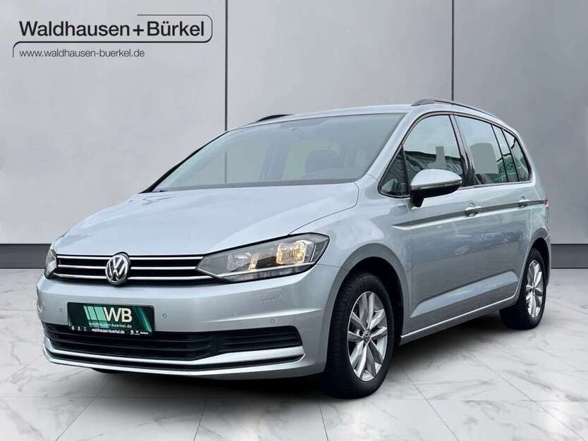 VW Touran 109.127 km 18.990 € Mönchengladbach 41068
