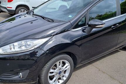 Ford Fiesta 68.000 km 7.900 &euro; Ronnenberg 30952