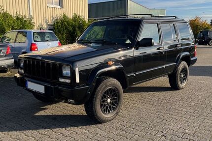 Jeep Cherokee 265.400 km 4.450 € Baden-Baden 76530
