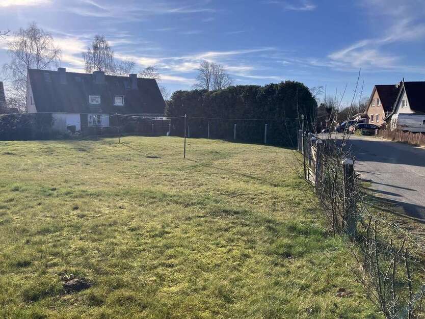Grundstück zu verkaufen in Bosau 98.000 € 371 m²