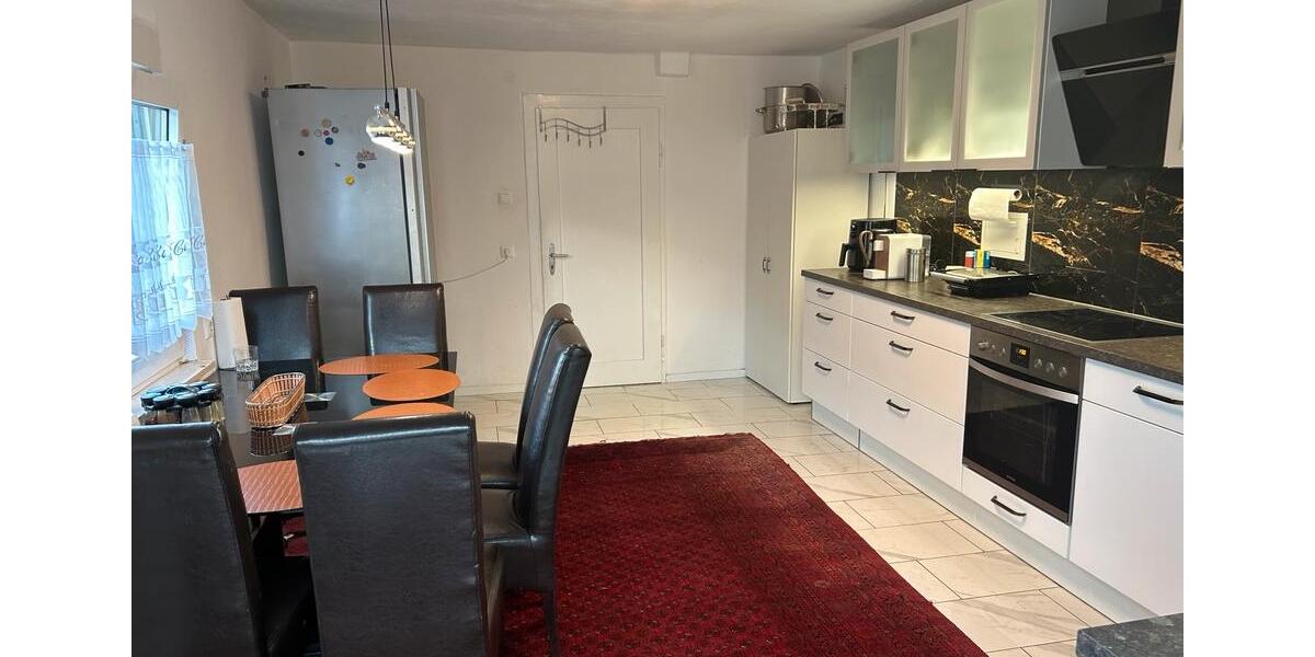 Einfamilienhaus Großwallstadt - 6 Zimmer, 180 m&sup2;, 2.200&euro; | Angebot:24240097
