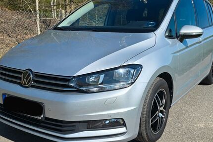 VW Touran 42.400 km 23.800 &euro; Stolpen 01833