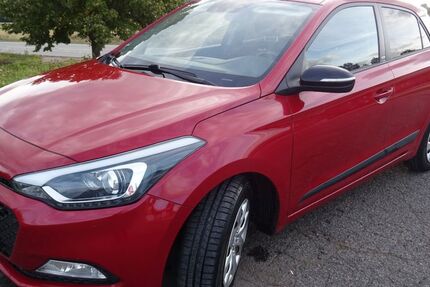 Hyundai i20 83.800 km 7.950 € Lichtenau 09244