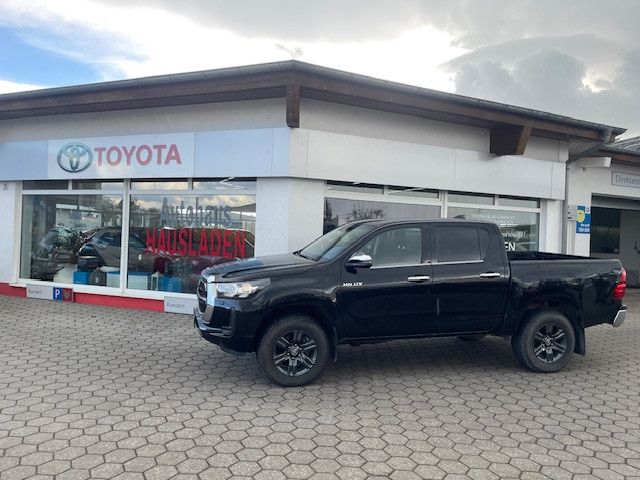 Toyota Hilux 18.000 km 46.990 &euro; Cham 93413