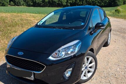 Ford Fiesta 69.200 km 8.900 &euro; Bernhardswald 93170