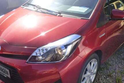 Toyota Yaris 91.000 km 9.960 &euro; Glauchau 08371