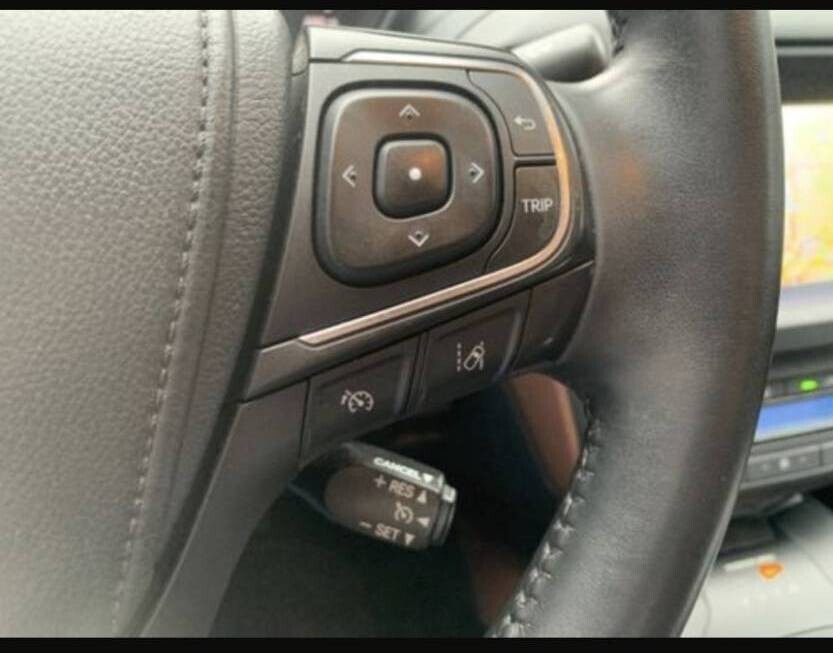 Toyota Avensis 195.000 km 7.900 € Essen 45121