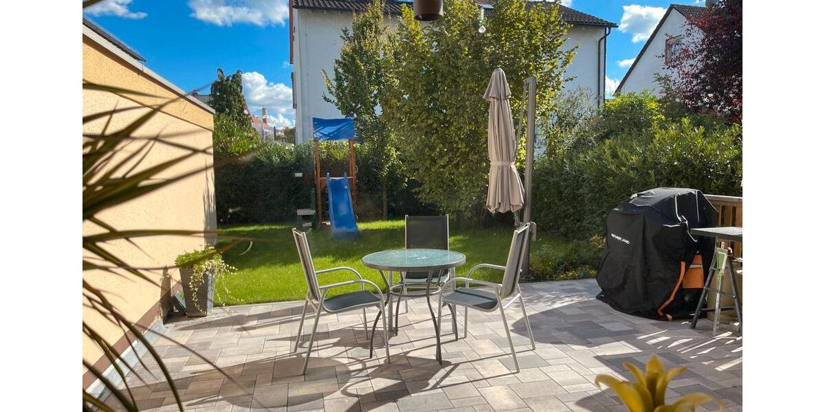 Doppelhaushälfte Hattersheim am Main - 5 Zimmer, 121 m&sup2;, 2.250&euro; | Angebot:26267906