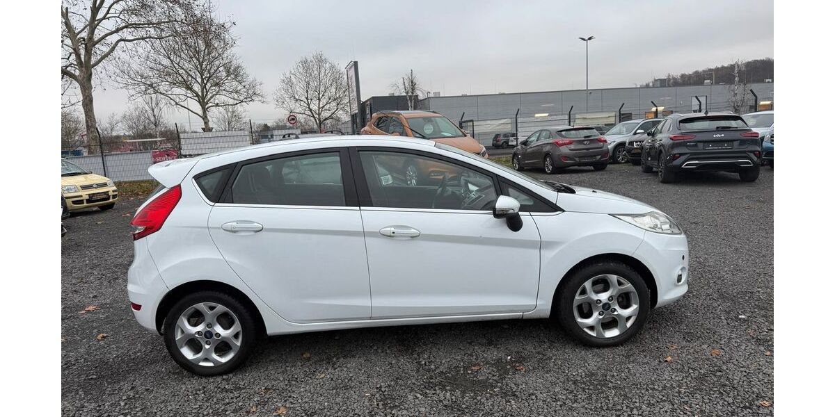Ford Fiesta 163.000 km 4.900 &euro; Lollar 35457