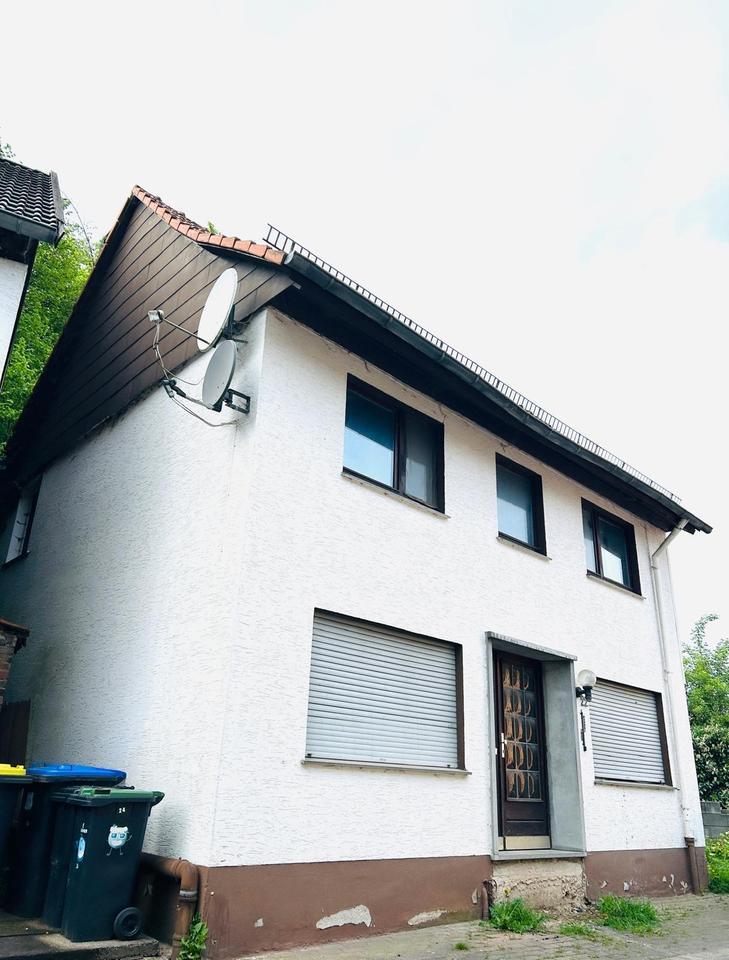 Zwei Familien Haus inkl Grundstück 1070 qm Provisionsfrei zu