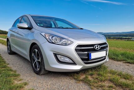 Hyundai i30 98.100 km 9.600 &euro; Gädheim 97503