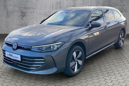 VW Passat 10.000 km 37.475 &euro; Paderborn 33100