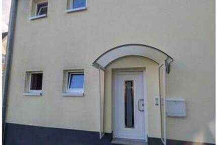 Gepflegte Doppelhaushälfte mit Terrasse, Garage und Stellplatz 5 zimmer