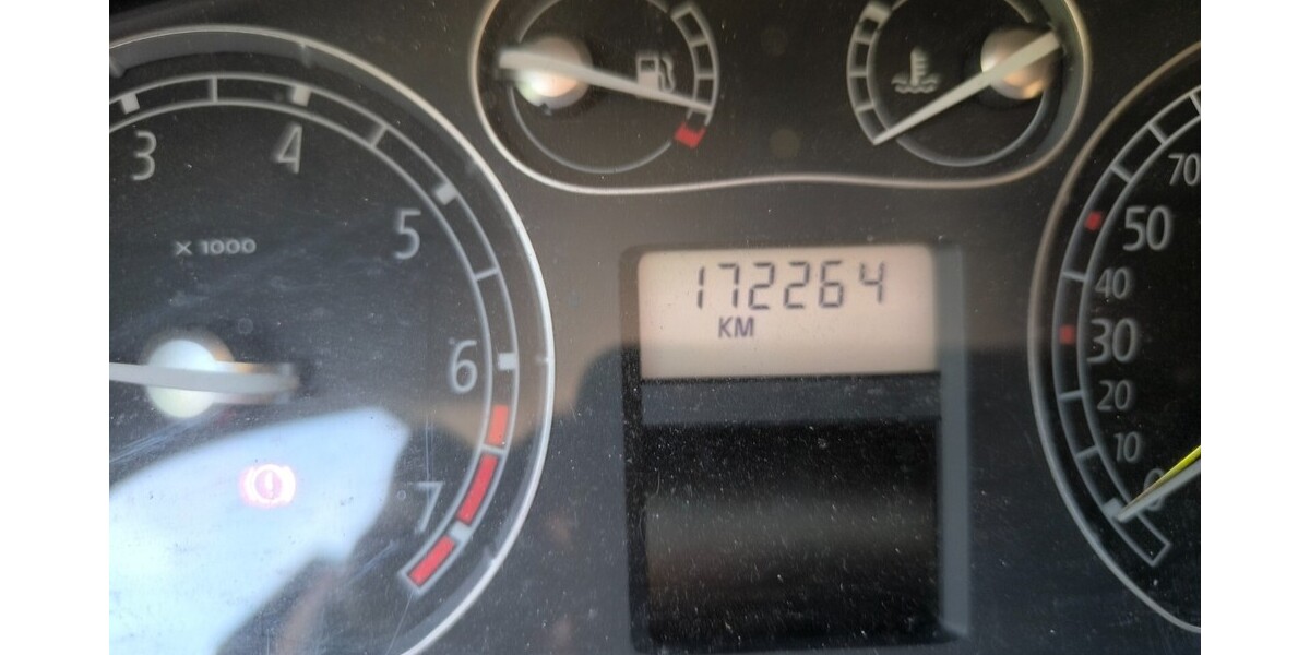 Renault Laguna 172.350 km 1.600 € Berlin 10178