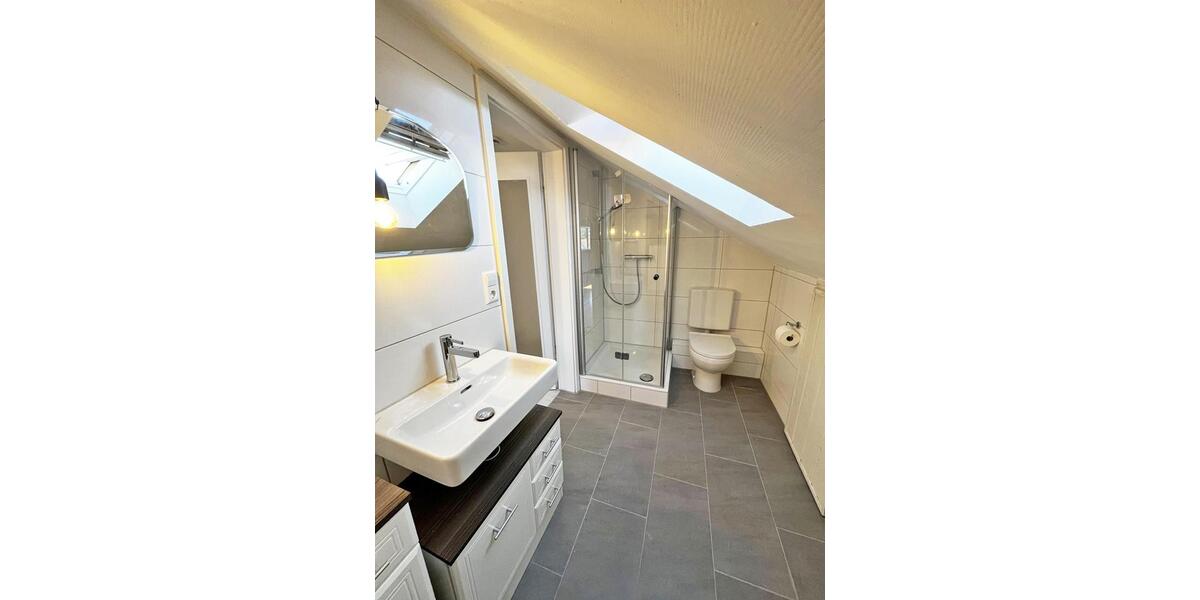 Dachgeschoßwohnung Ostfildern - 1.5 Zimmer, 37 m&sup2;, 645&euro; | Angebot:26675984