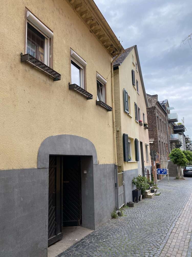 Haus zum Kaufen in Lahnstein 134.000 € 97.87 m²