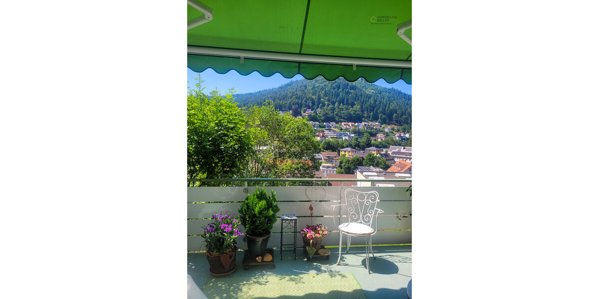 Schönes Landhaus mit Einliegerwohnung - Einfamilienhaus Bad Wildbad | Angebot:25374626