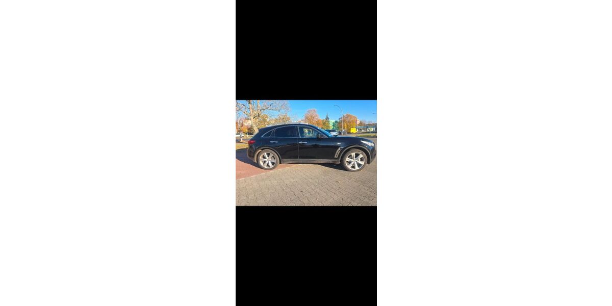 INFINITI FX 120.000 km 12.950 &euro; berlin 13585