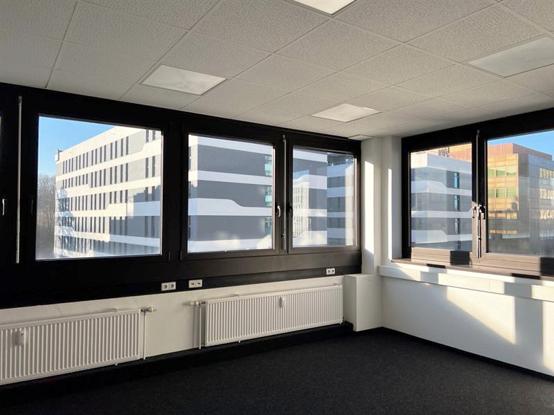 Flexible Bürofläche von 270 qm mit All in One Flat flexibel gestaltbar - All-in-Miete