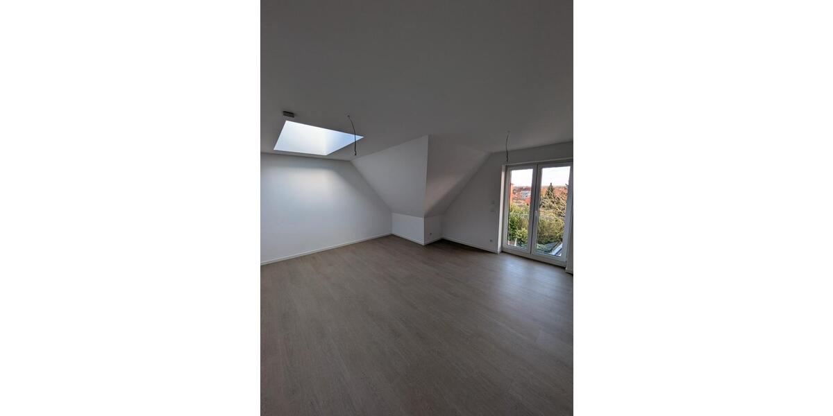 Dachgeschoßwohnung Emsbüren - 2 Zimmer, 63 m&sup2;, 655&euro; | Angebot:26346353