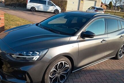 Ford Focus 77.500 km 16.999 &euro; Velpke 38458