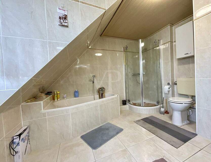 Reihenhaus mit ca. 7 m Hausbreite, Vollkeller und umfangreicher energetischer Ausstattung in Laatzen 4 zimmer