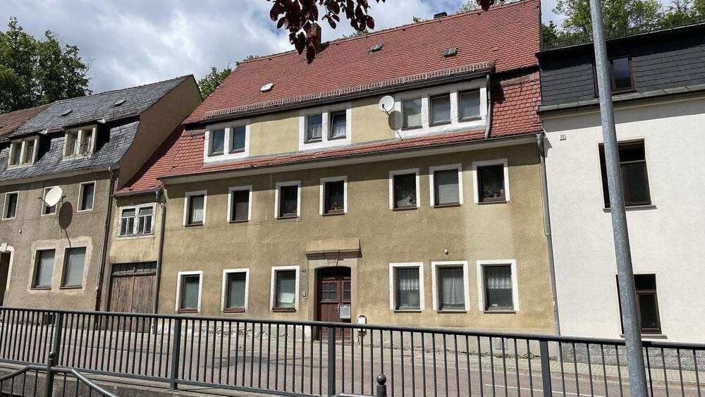 Einfamilienhaus Glashütte - 8 Zimmer, 120 m&sup2;, 80.000&euro; | Angebot:25704907