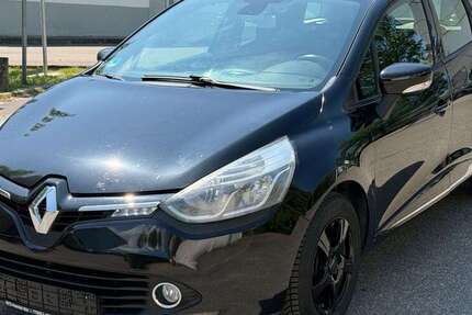 Renault Clio 180.000 km 4.399 &euro; Lahr/Schwarzwald 77933