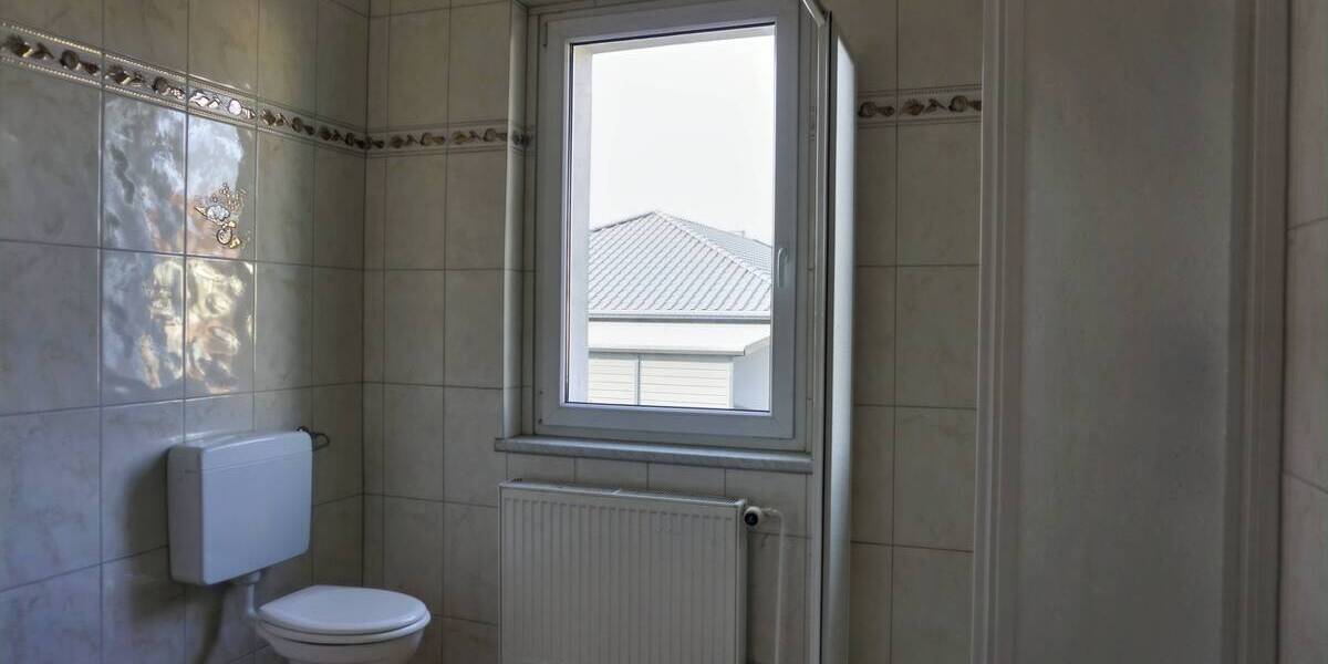 Mehrfamilienhaus, Wohnhaus Löcknitz - 8 Zimmer, 158 m&sup2;, 190.000&euro; | Angebot:25686168