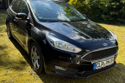 Ford Focus 131.144 km 4.499 &euro; Höltinghausen 49685