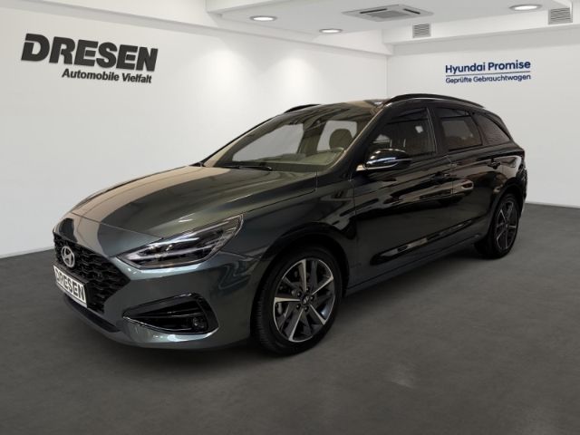 Hyundai i30 8.119 km 24.690 € Neuss 41464