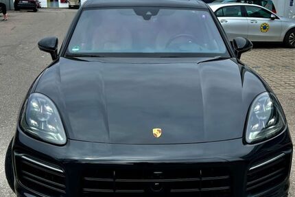 Porsche Cayenne 141.000 km 55.900 € München 81673