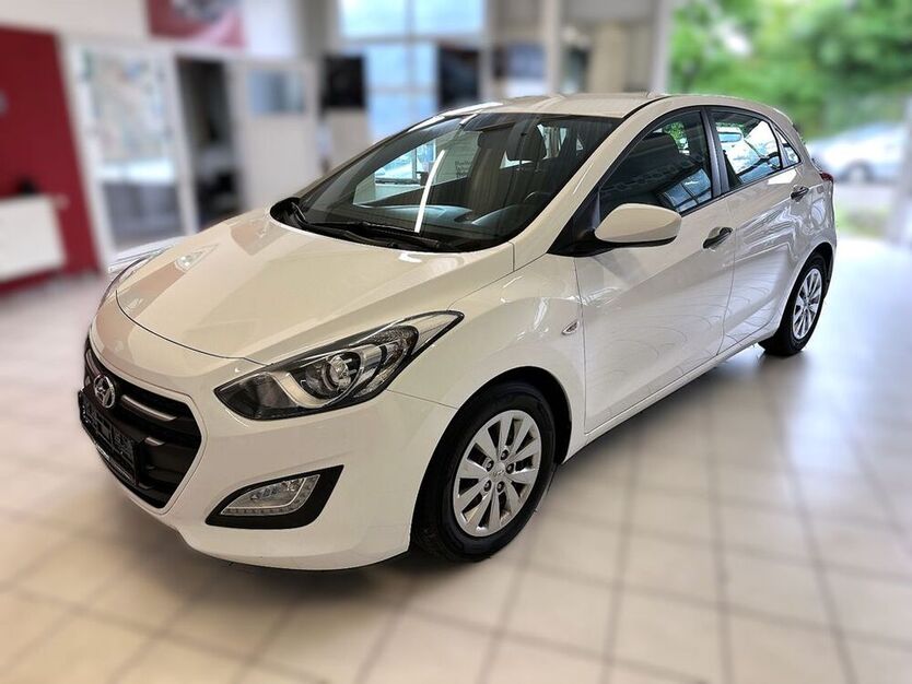 i30