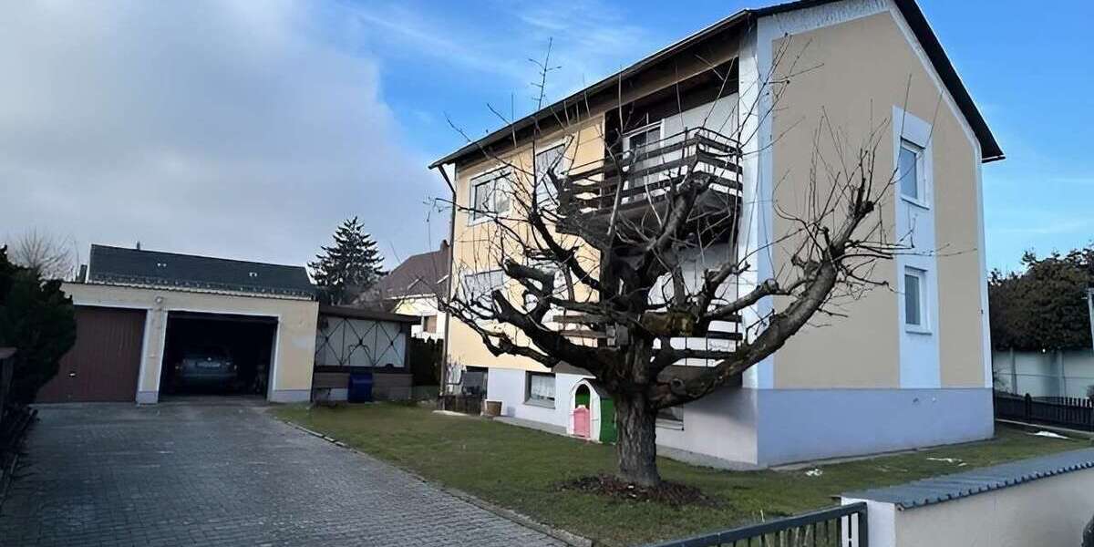 Einfamilienhaus Plattling - 9 Zimmer, 228 m&sup2;, 350.000&euro; | Angebot:26397672