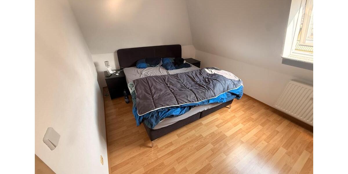 Dachgeschoßwohnung Frankenberg (Sachsen) - 2 Zimmer, 52 m&sup2;, 475&euro; | Angebot:26037482