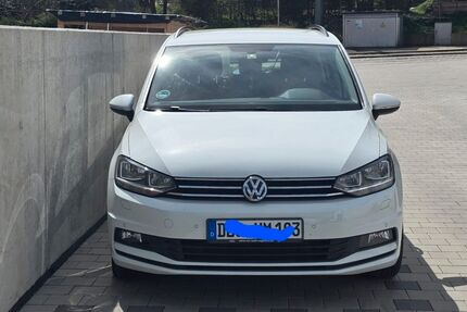 VW Touran 129.000 km 15.900 &euro; Wittislingen 89426