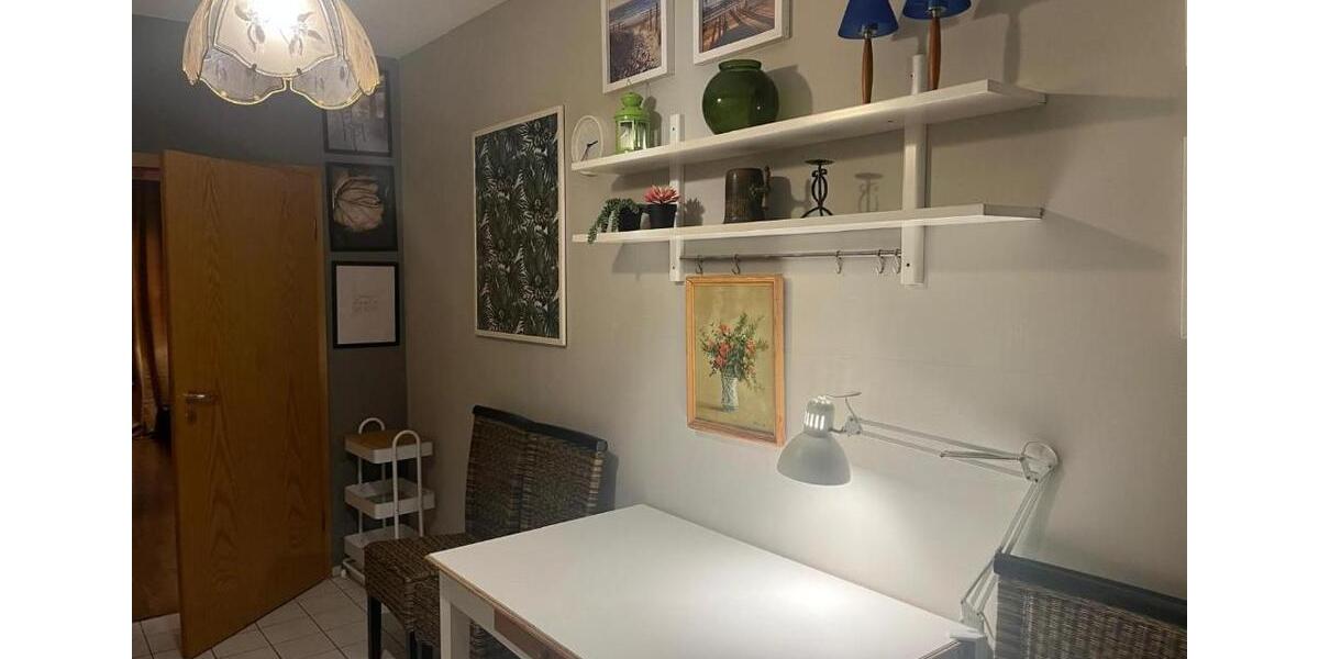 Etagenwohnung Zwickau - 2 Zimmer, 49 m&sup2;, 36.000&euro; | Angebot:26770734