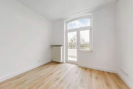 Altbau trifft Moderne - sanierte 2-Zimmer-Wohnung in Düsseldorf Bilk! 2 zimmer