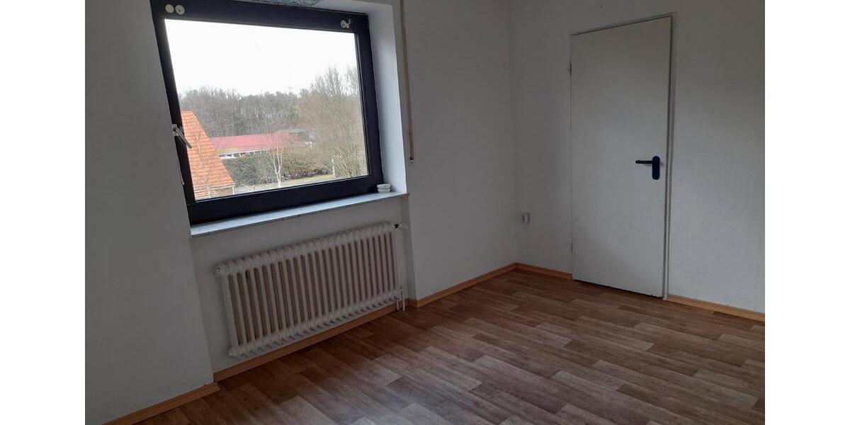 Etagenwohnung Papenburg - 3 Zimmer, 100 m&sup2;, 760&euro; | Angebot:26406047