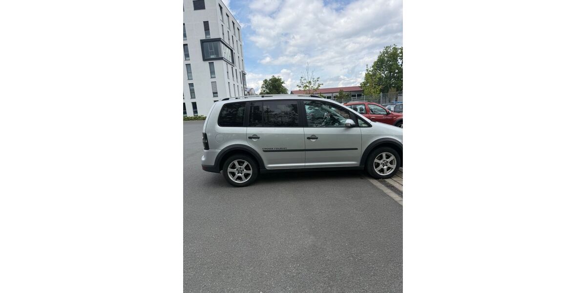 VW Touran 255.500 km 4.300 &euro; Schwabach 91126