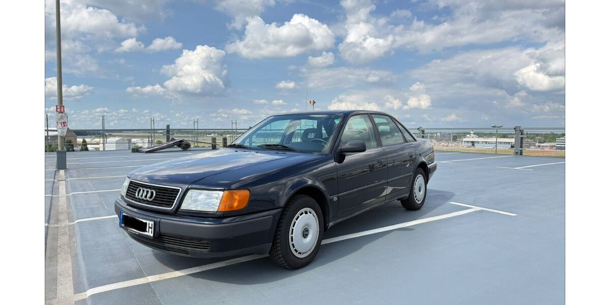 Audi 100 189.000 km 5.550 &euro; Hamburg 22041