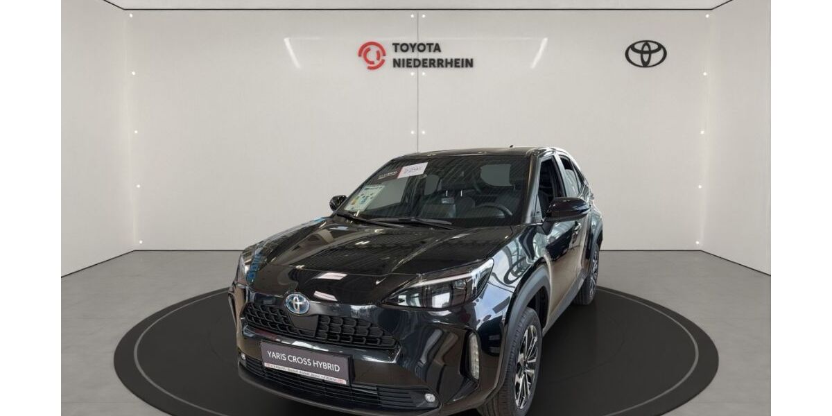 Toyota Yaris Cross 15.410 km 24.985 &euro; Krefeld 47809