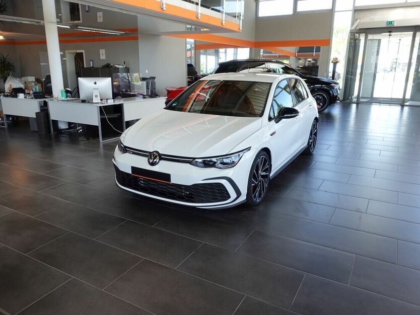 VW Golf 51.000 km 32.900 € Egling 82544
