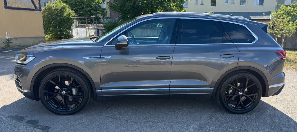 VW Touareg 38.500 km 50.000 &euro; Zerbst 39261