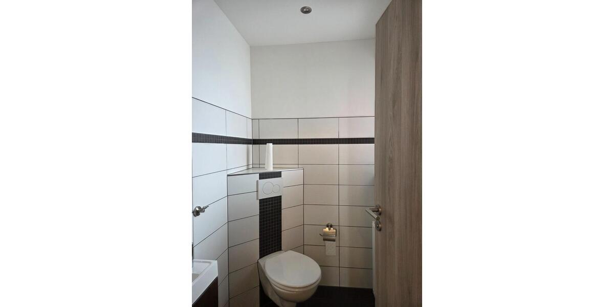 Erdgeschoßwohnung Schmelz - 5 Zimmer, 124 m&sup2;, 780&euro; | Angebot:26408963