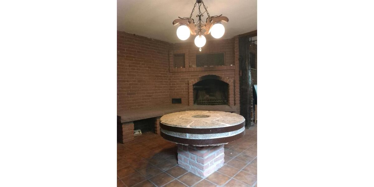 Einfamilienhaus Emmerthal - 8 Zimmer, 140 m&sup2;, 90.000&euro; | Angebot:27085822