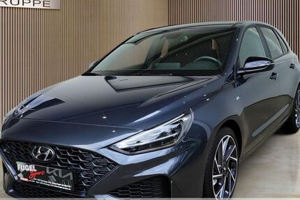 Hyundai i30 25.290 km 18.899 &euro; Oberlungwitz 09353