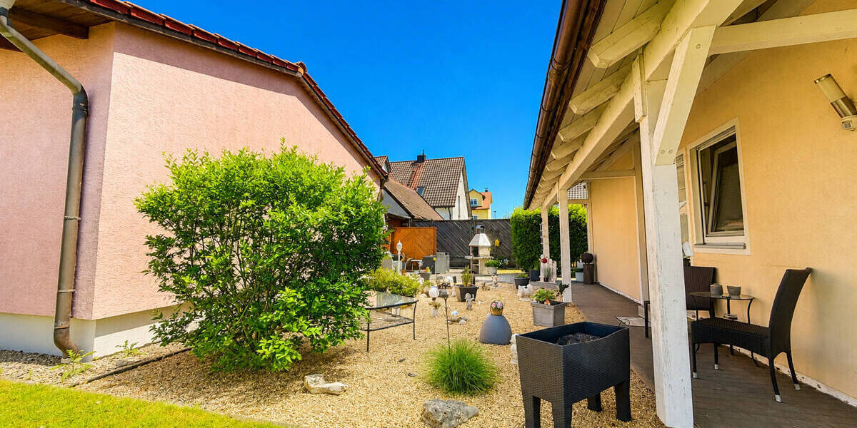 Einfamilienhaus Neutraubling - 5 Zimmer, 125 m&sup2;, 489.000&euro; | Angebot:26798749