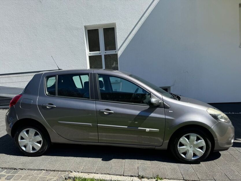 Clio